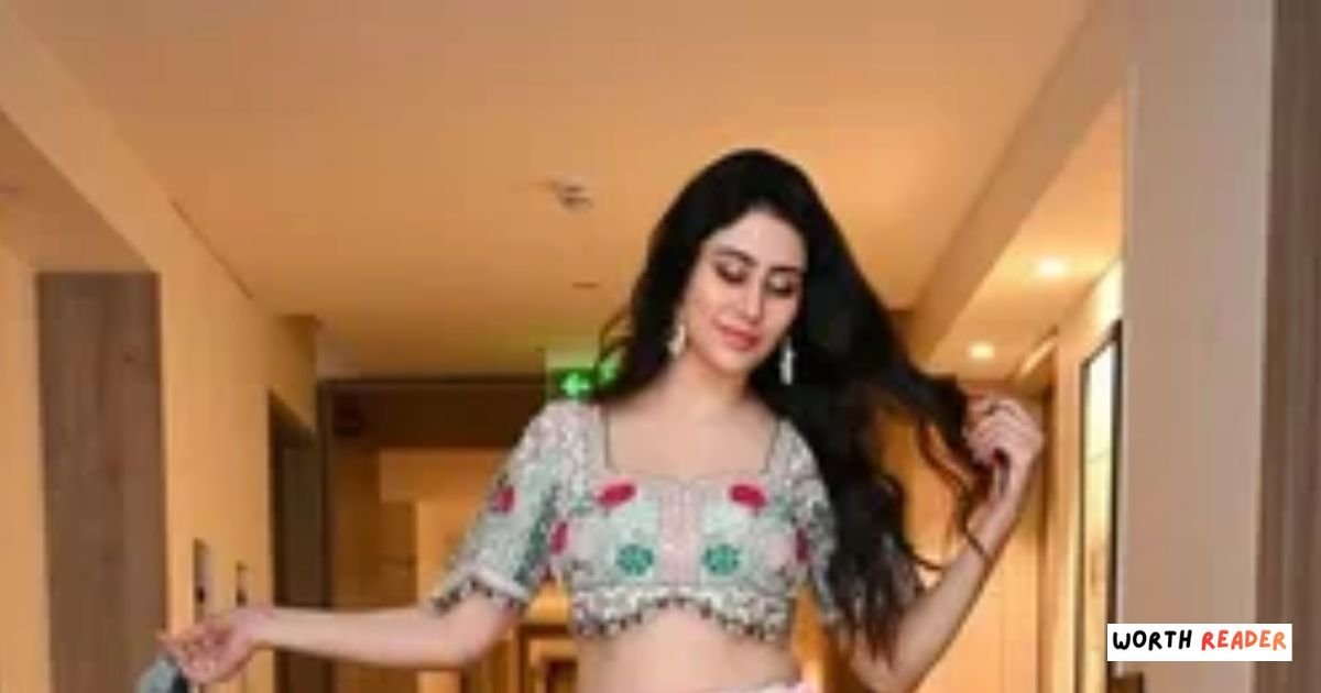 Warina Hussain: Biography, Age, Height, Family & Movies Warina Hussain